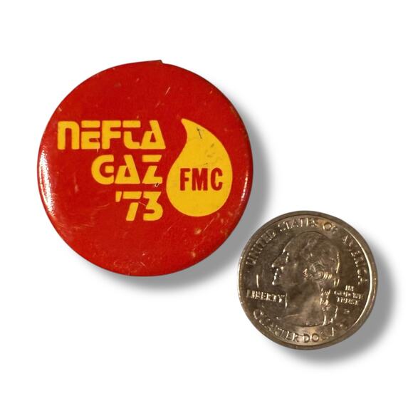 Vintage NEFTA-GAZ EXPO 73 FMC Employee Pin Button Red Yellow FLAWS - Picture 3 of 4